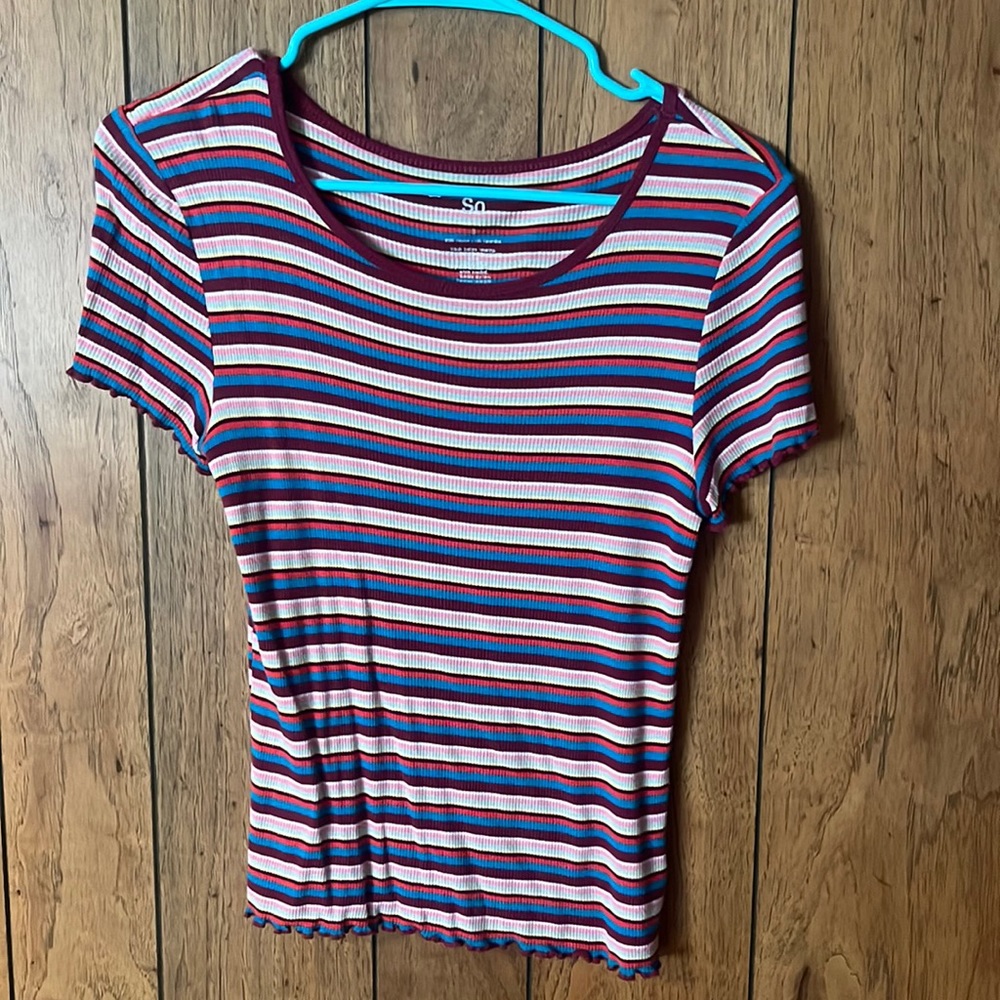 Fitted tee
